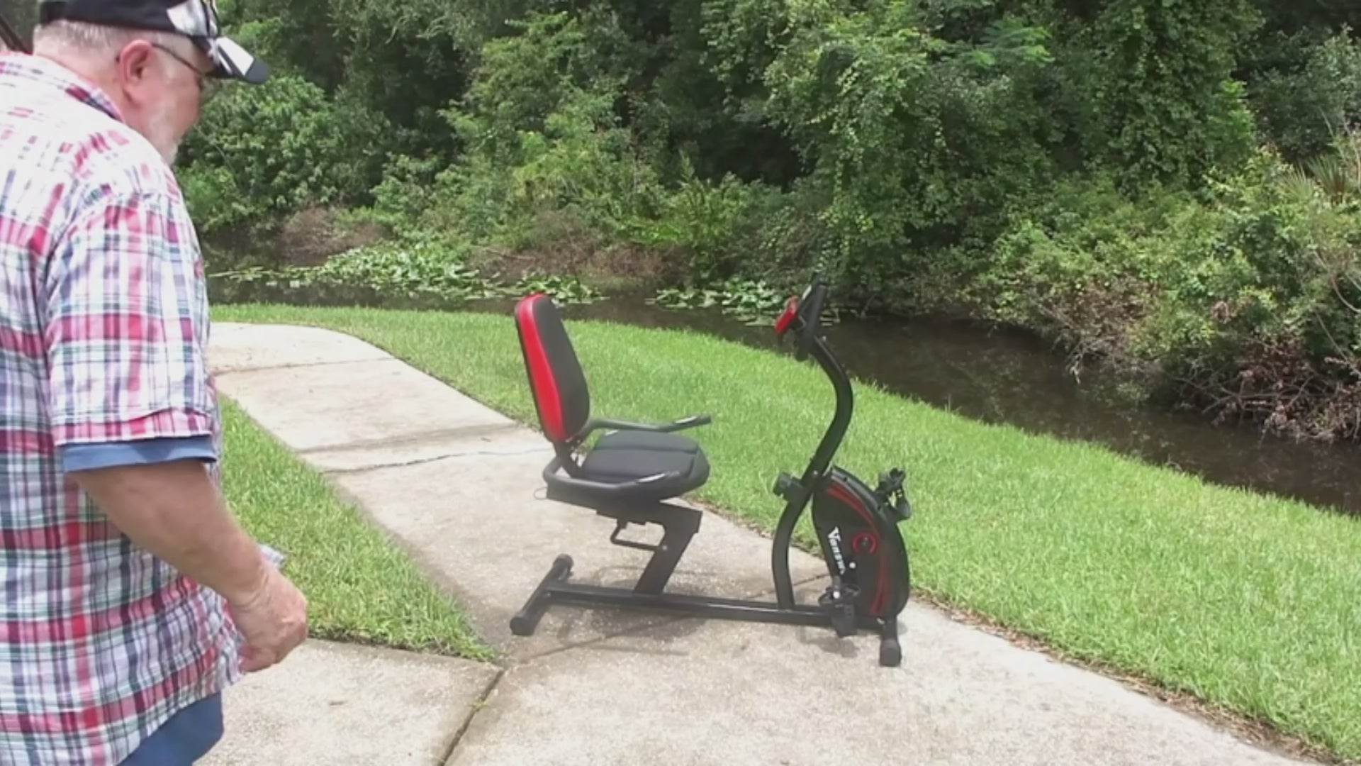 Recumbent Bike Reviews.mp4__PID:cc383ebd-2f82-473e-9cb9-ee4082977457